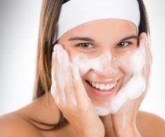 Лучшие средства для очищения кожи: какое выбрать Умывалки для лица для комбинированной кожи